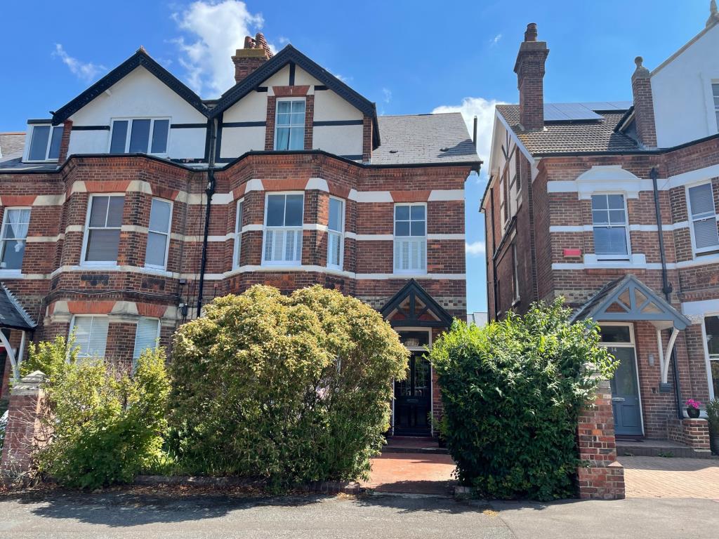 Lot: 107 - FREEHOLD INVESTMENT- ONE-BEDROOM GARDEN FLAT AND TWO GROUND RENTS -